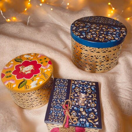 Elegant Pichwai Gourmet Box