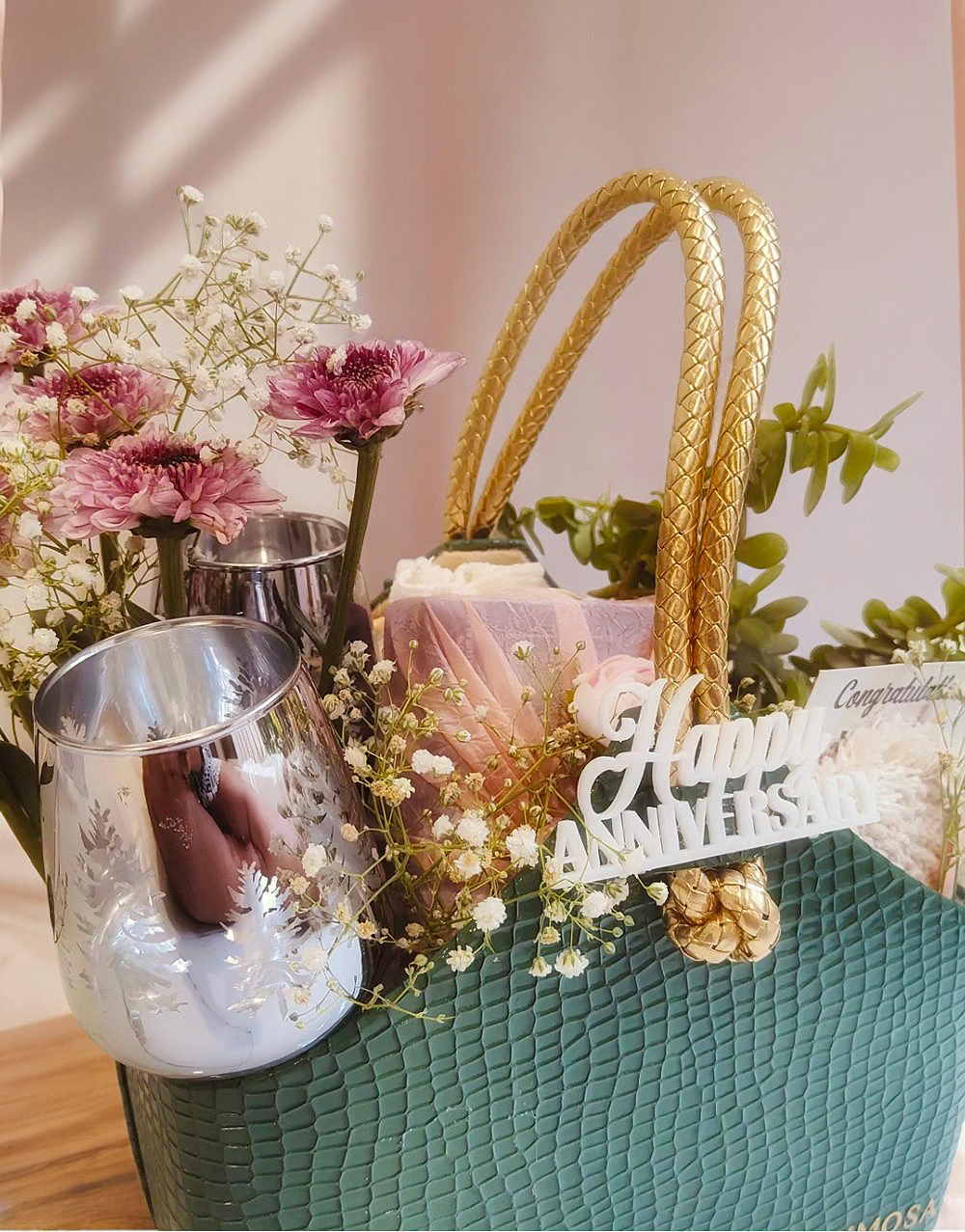 Green-Luxe-Gourmet-Basket