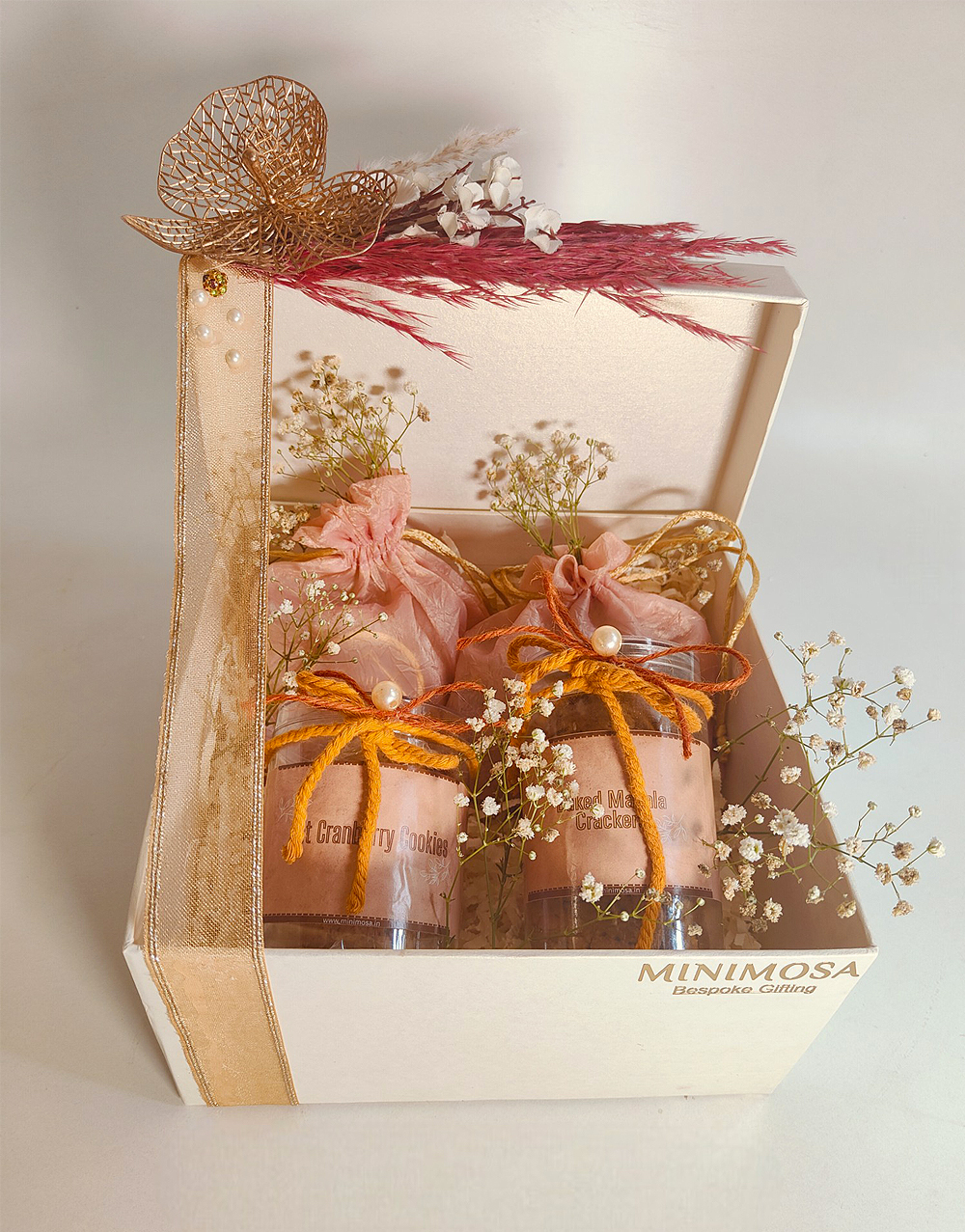 Charming-Rakhi-Hamper Charming-Rakhi-Hamper