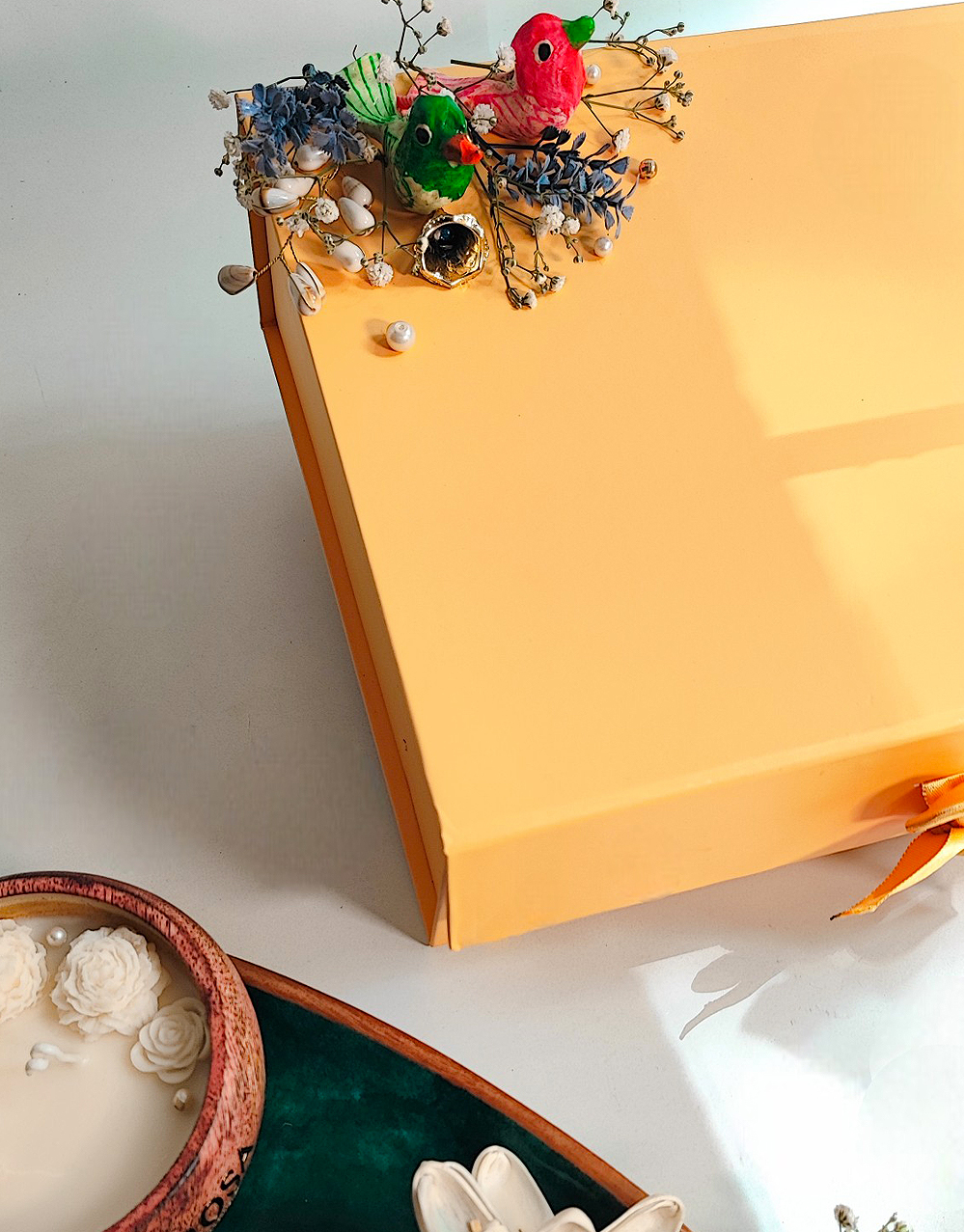 Elegant-Rakhi-Hamper