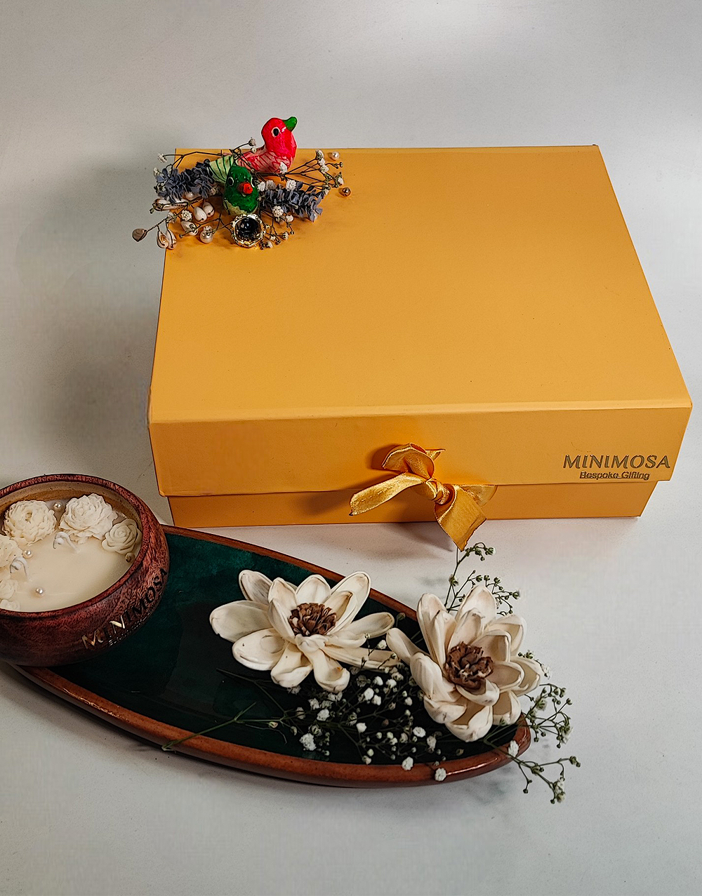 Elegant-Rakhi-Hamper