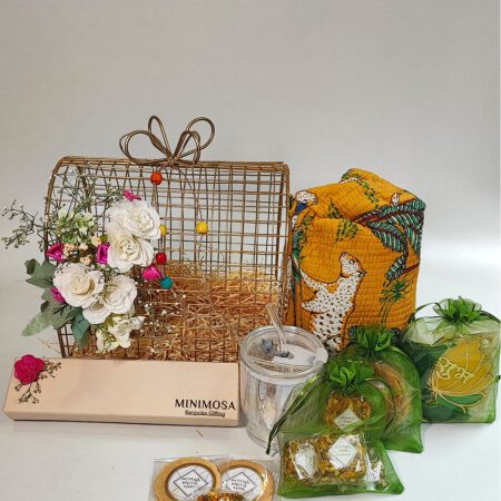 Exquisite-Rakhi-Celebration-Hamper