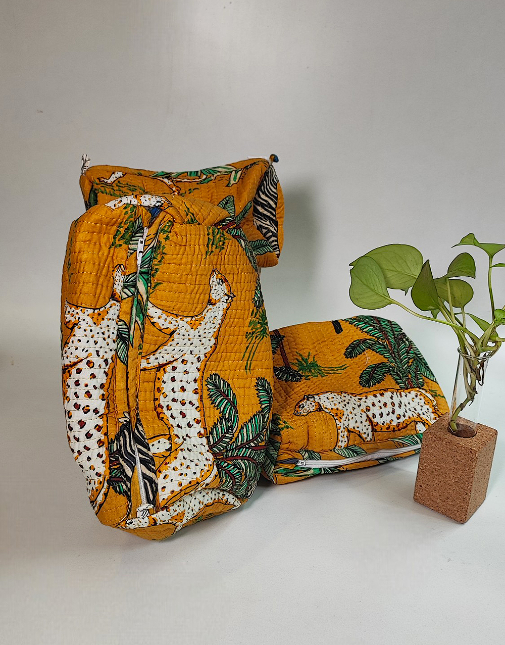 Exquisite-Rakhi-Celebration-Hamper-8 Exquisite-Rakhi-Celebration-Hamper