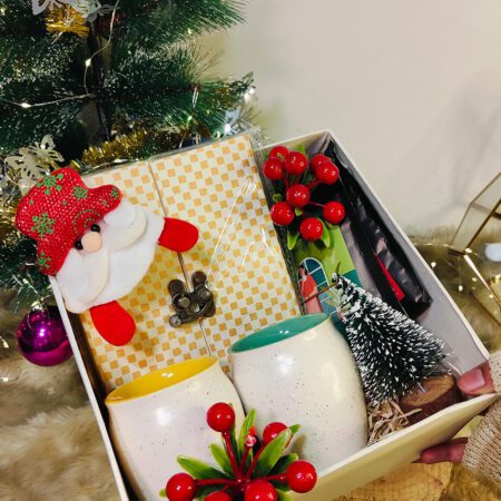 Merry Moments Gift Box