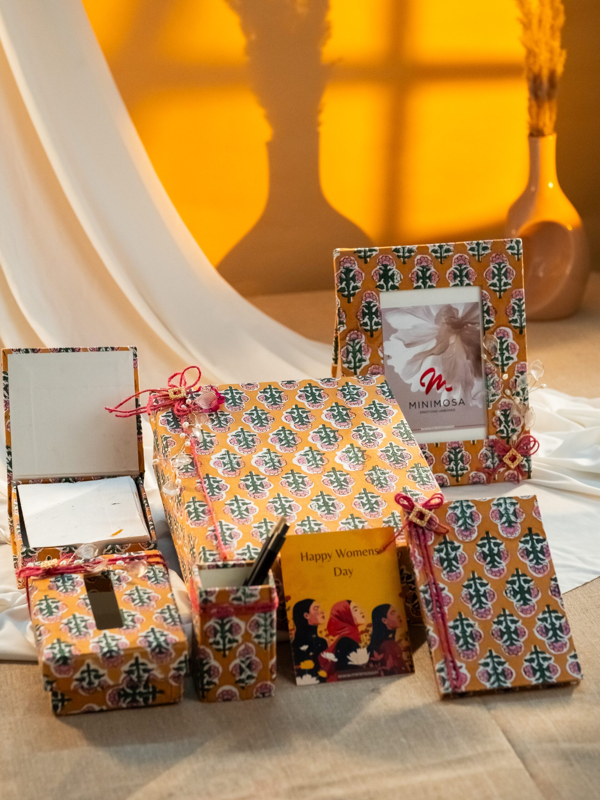 Jaipuri Heritage Gift Box